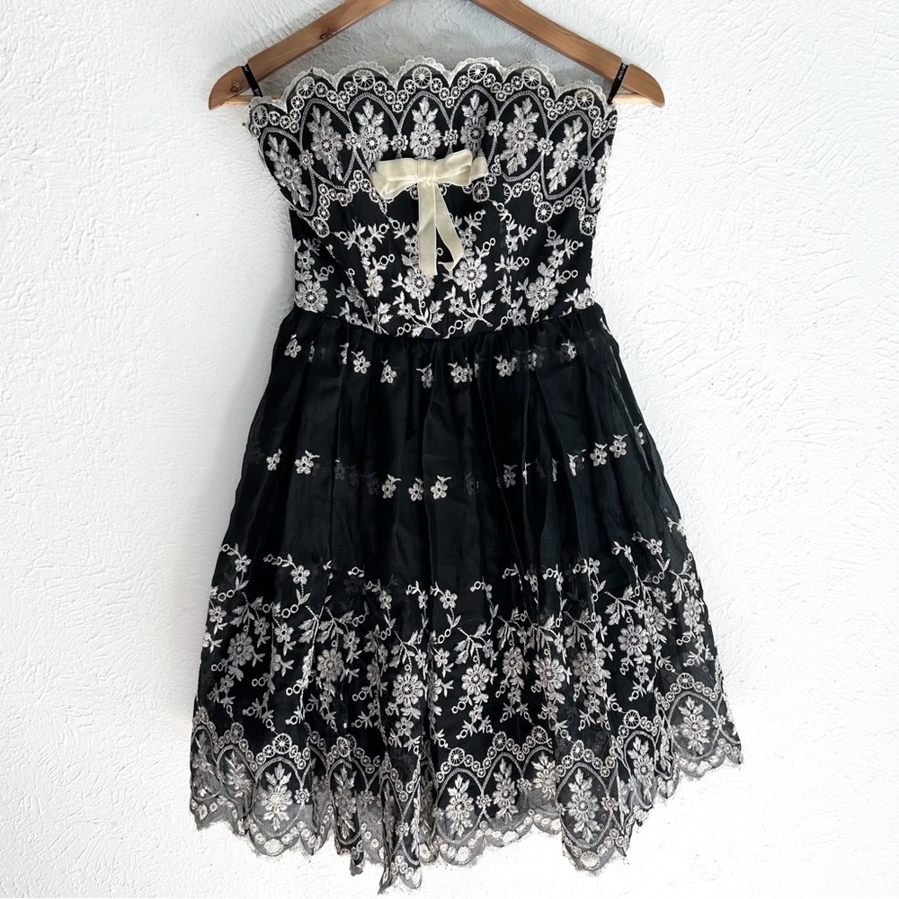 Betsey Johnson Vintage Y2K Silk Embroidered Strapless Dress Sz 2 Fairygrunge
